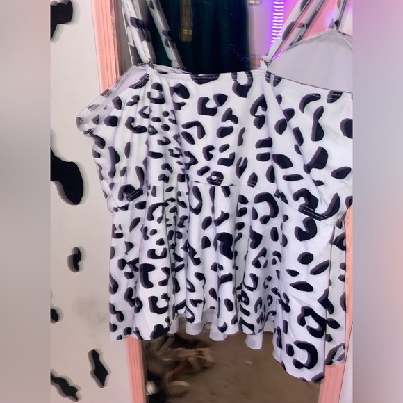 black white leopard print swim top size L - Picture 2 of 3